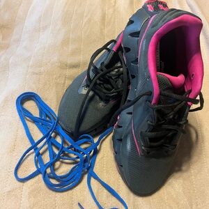 Reebok Women's Shoes - Gray and Pink